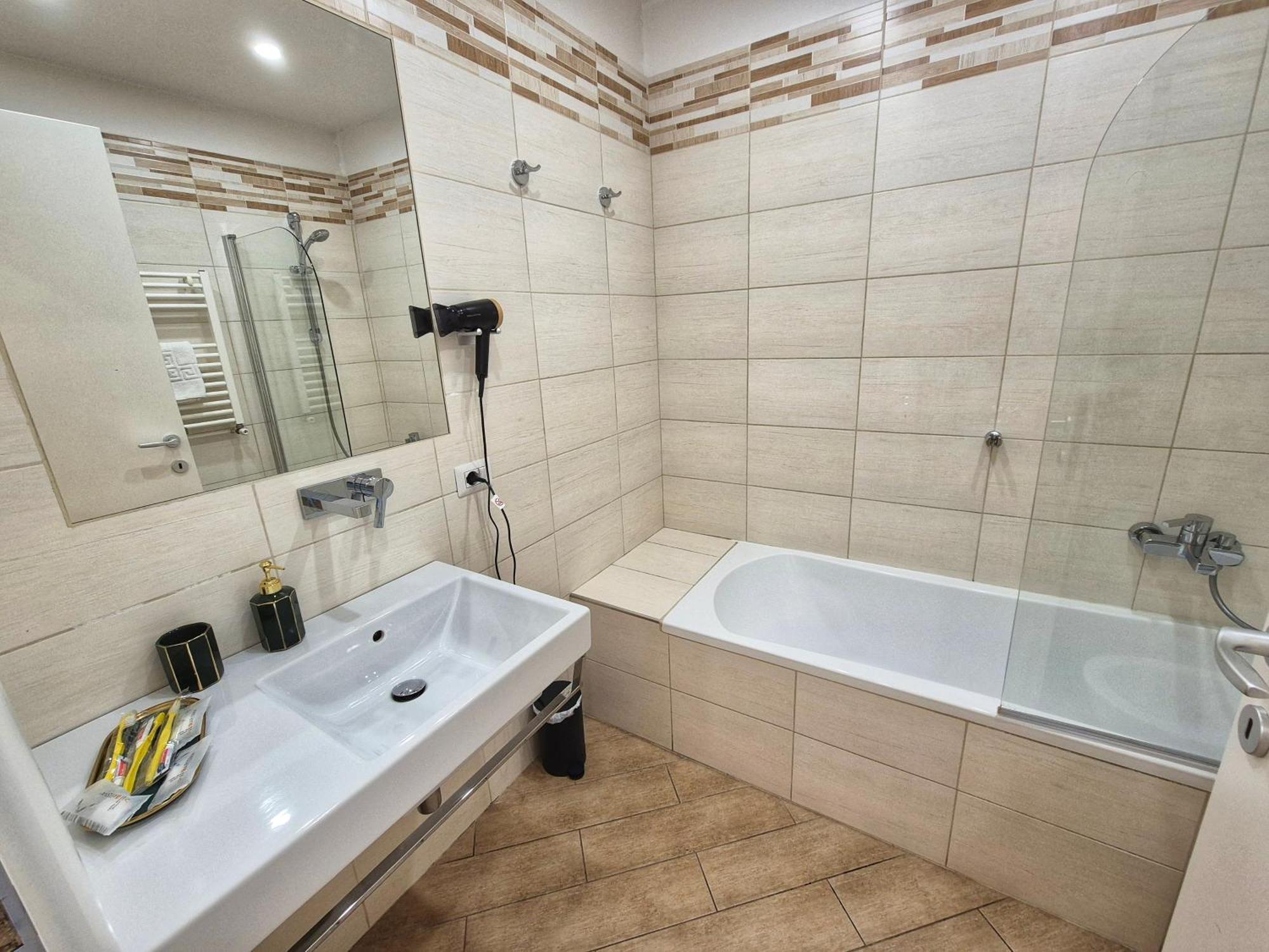 Guest house Residenze Serventi Longhi *