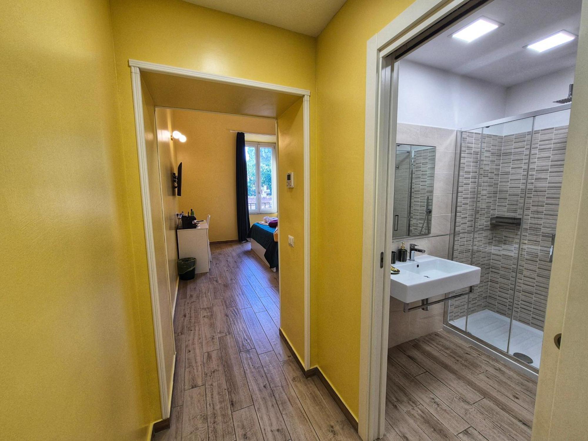 Residenze Serventi Longhi Guest house