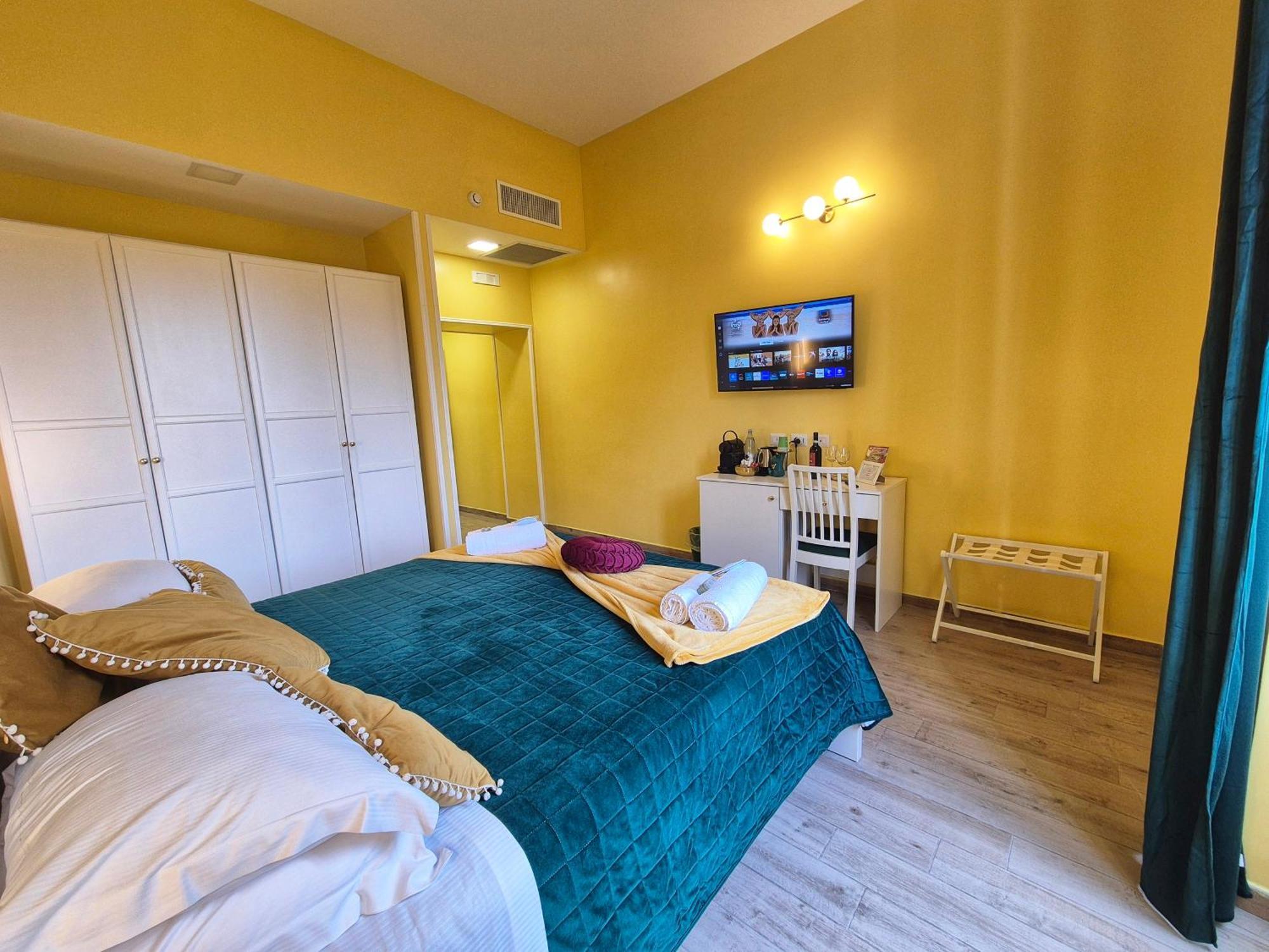 Residenze Serventi Longhi Rome